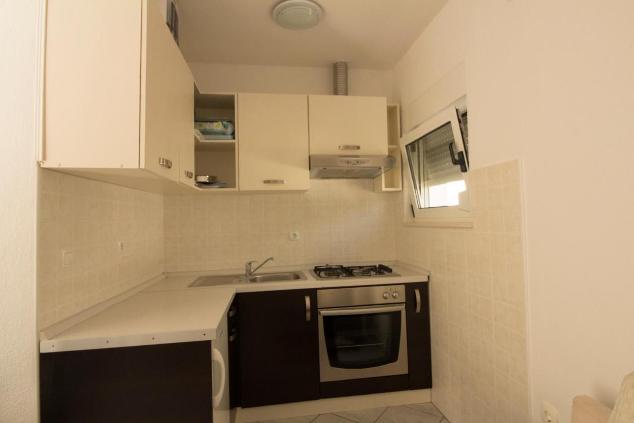 Apartmani Ana Juricev Vodice 보디체 외부 사진