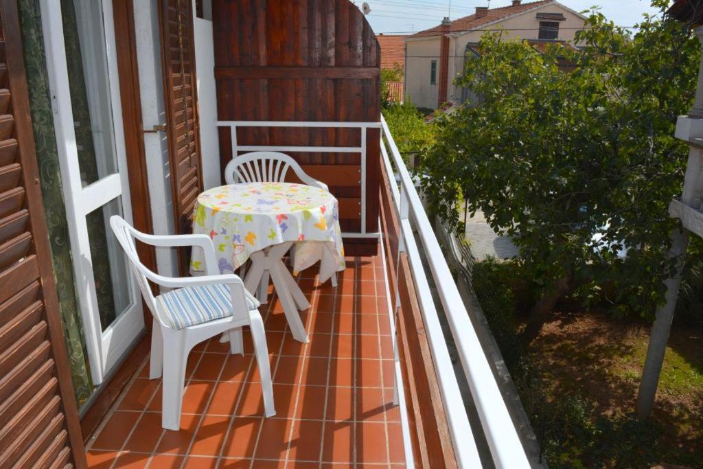 Apartmani Ana Juricev Vodice 보디체 외부 사진
