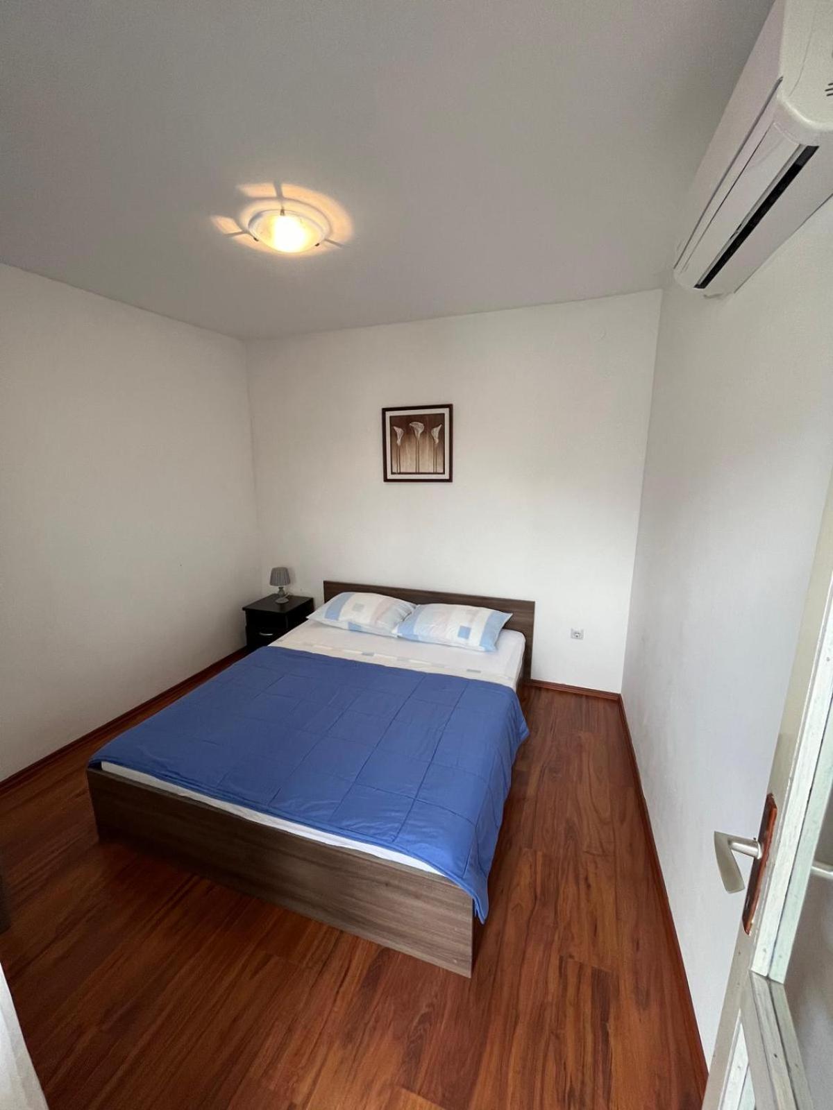 Apartmani Ana Juricev Vodice 보디체 외부 사진