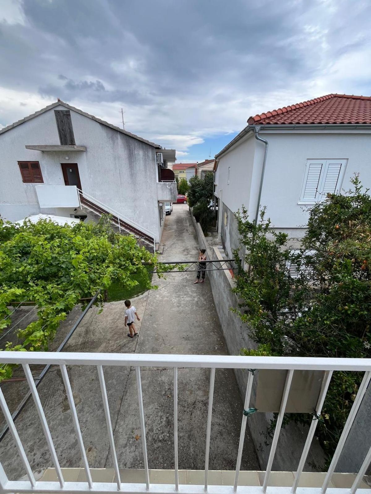 Apartmani Ana Juricev Vodice 보디체 외부 사진