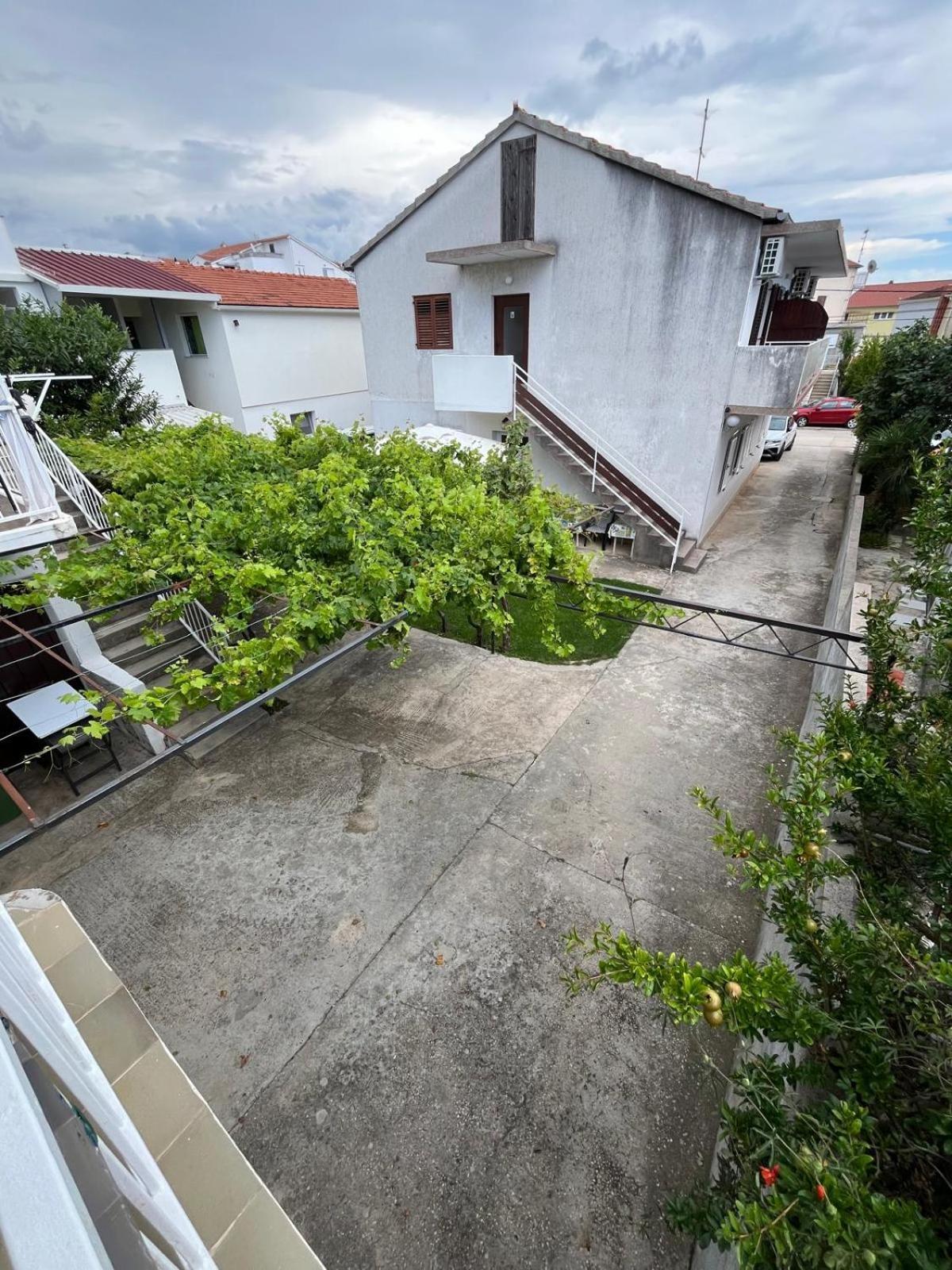 Apartmani Ana Juricev Vodice 보디체 외부 사진
